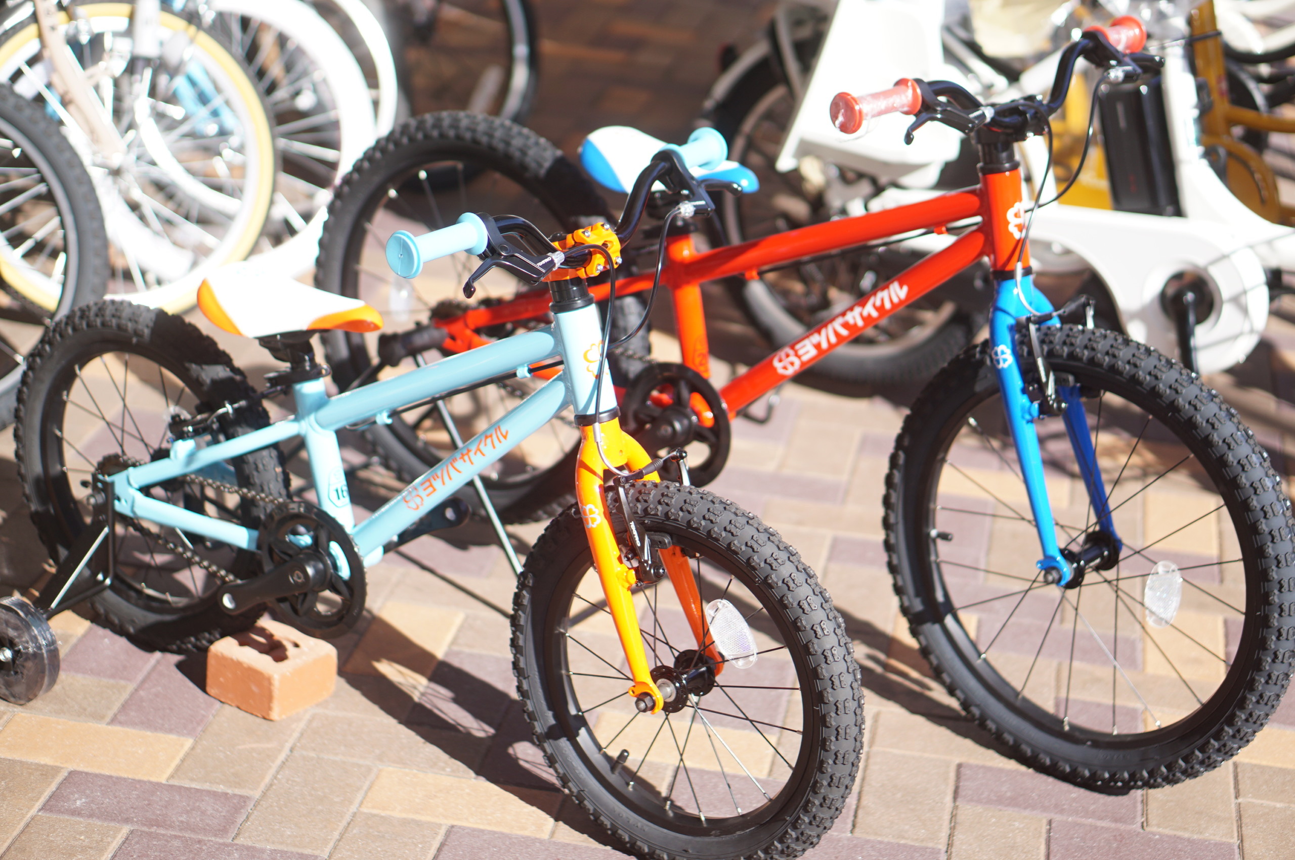 ☆ヨツバサイクル16 カスタム☆ - 親子で乗れるおしゃれでかっこいい自転車をお求めなら愛知県名古屋市北区のバズデザインサイクル