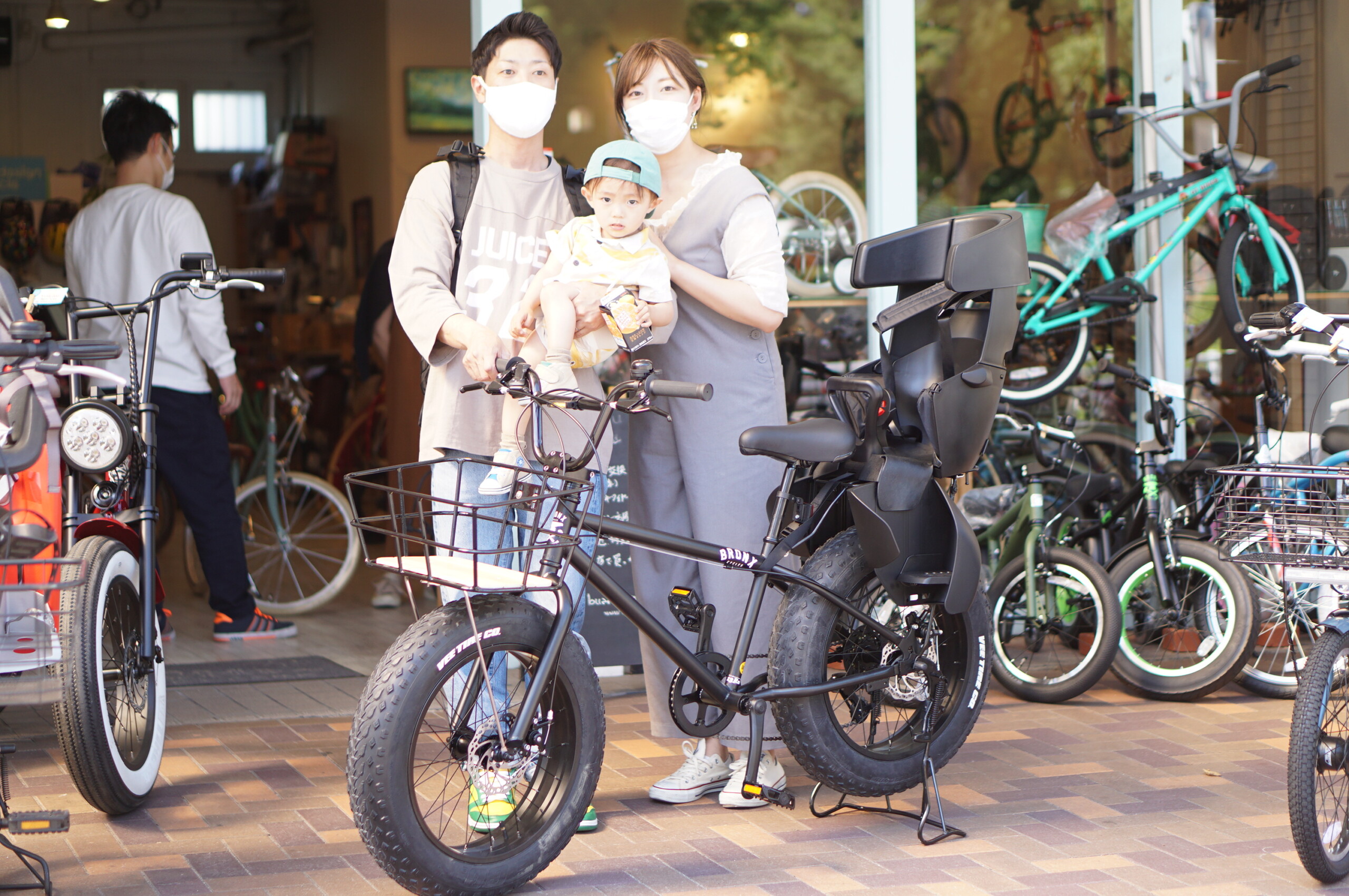 子供乗せファットバイクにカスタム Bronxdd 親子で乗れるおしゃれでかっこいい自転車をお求めなら愛知県名古屋市北区のバズデザインサイクル